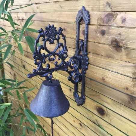 Campana da porta per giardino e cancello con motivo a cuore e arabeschi in ghisa