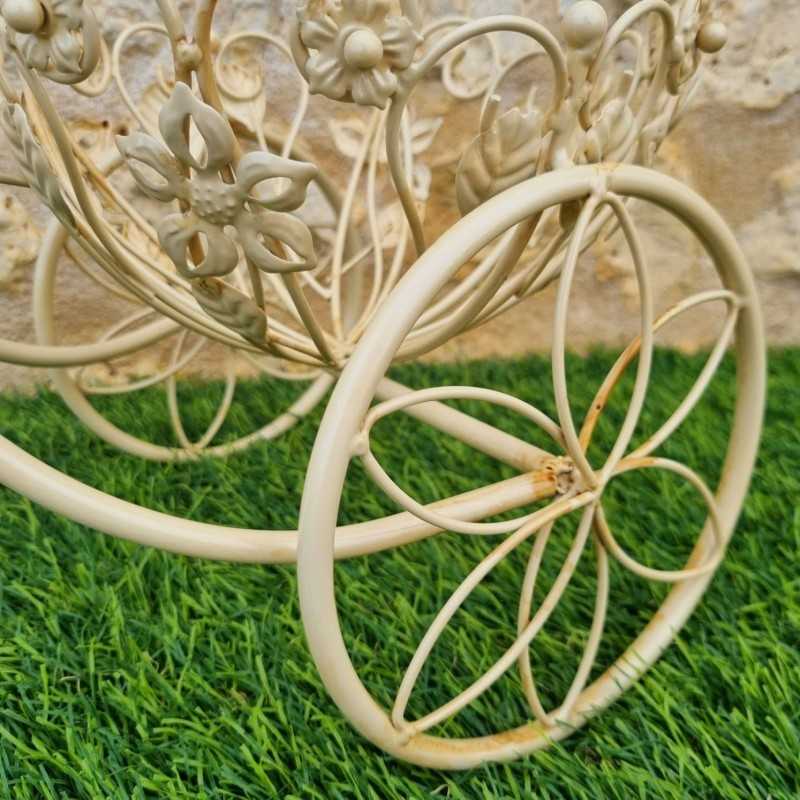 Porta piante triciclo