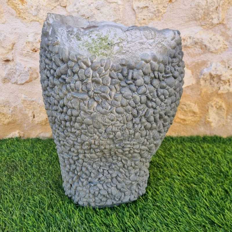 Vaso in stile antico a forma di volto con finitura invecchiata