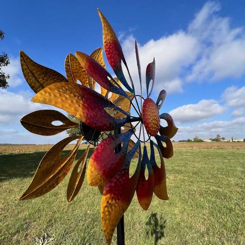 Grande mulino a vento decorativo da giardino in metallo altezza 210 cm modello Sintra