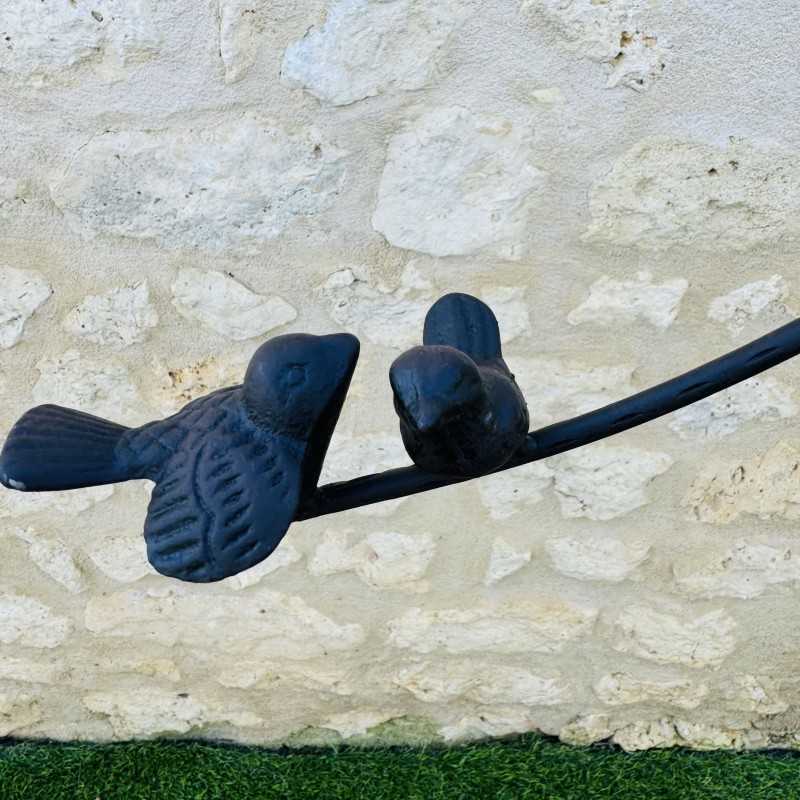 Mobile da giardino con uccello colorato in metallo H133 vista del contrappeso