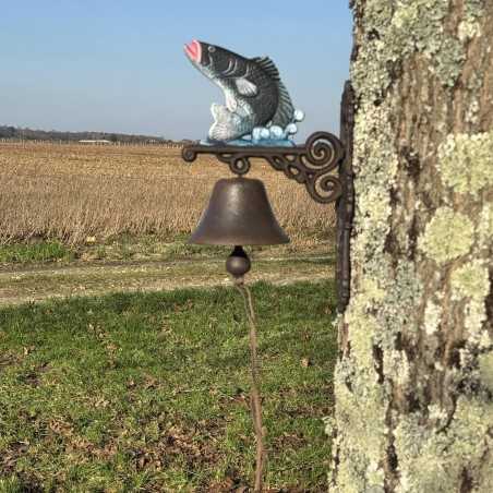 Cloche da parete in ghisa con pesce – Eleganza e robustezza per il vostro spazio esterno
