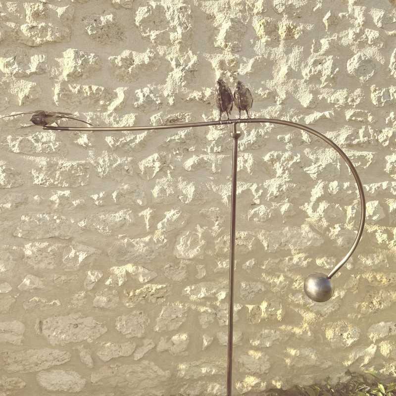 Mobile da giardino in acciaio inox con rondini in metallo – scultura a vento dal design poetico e raffinato Lézard du Jardin