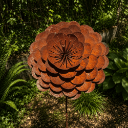 Rose en métal sur pique couleur rouille – Fleur de jardin décorative 160 cm