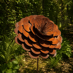 Rose en métal sur pique couleur rouille – Fleur de jardin décorative 160 cm