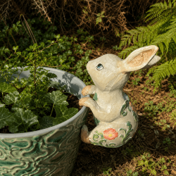 Lot de 2 accroche-pots lapin et hérisson en résine